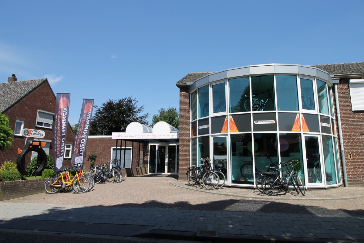 Tweewielerspecialist Theo Lommen