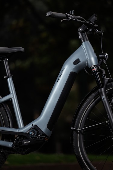 Samen op weg: hoe elektrisch fietsen je sociale leven versterkt